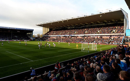 现出对外部 现出对外部